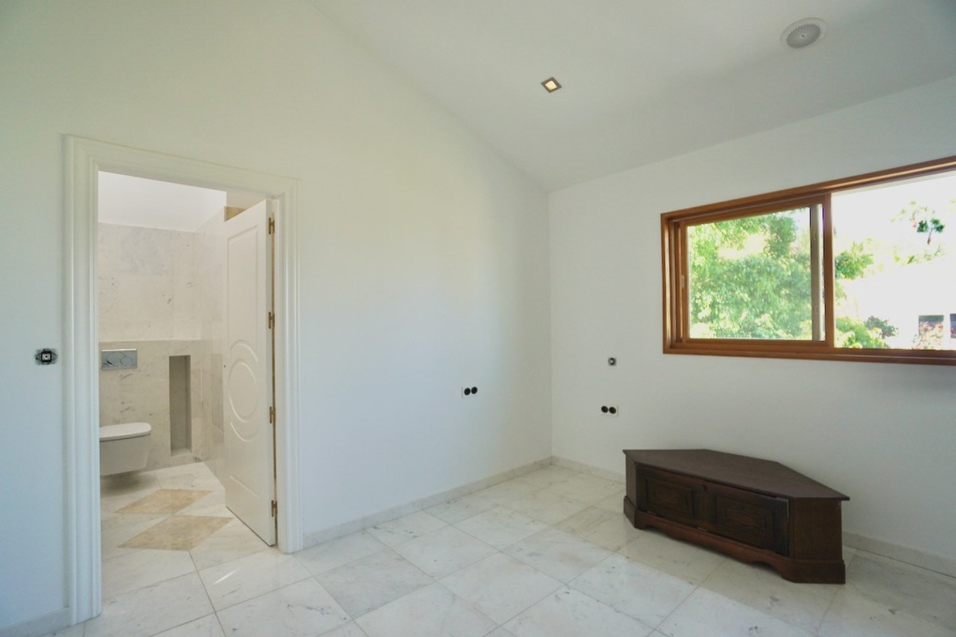 Resale - Villa - Benahavís - Benahavís Centro
