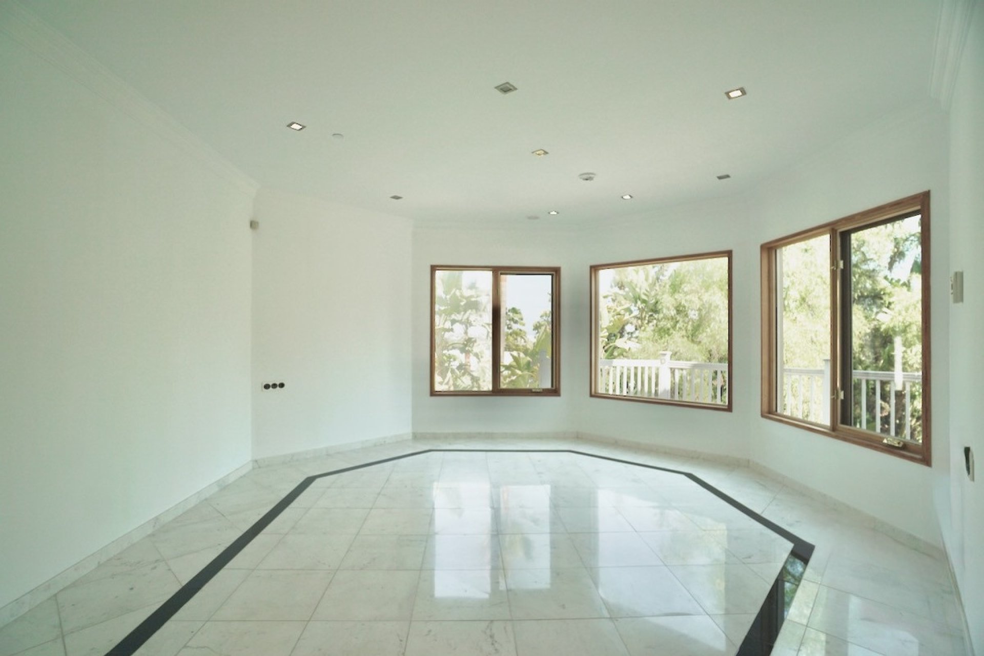 Resale - Villa - Benahavís - Benahavís Centro