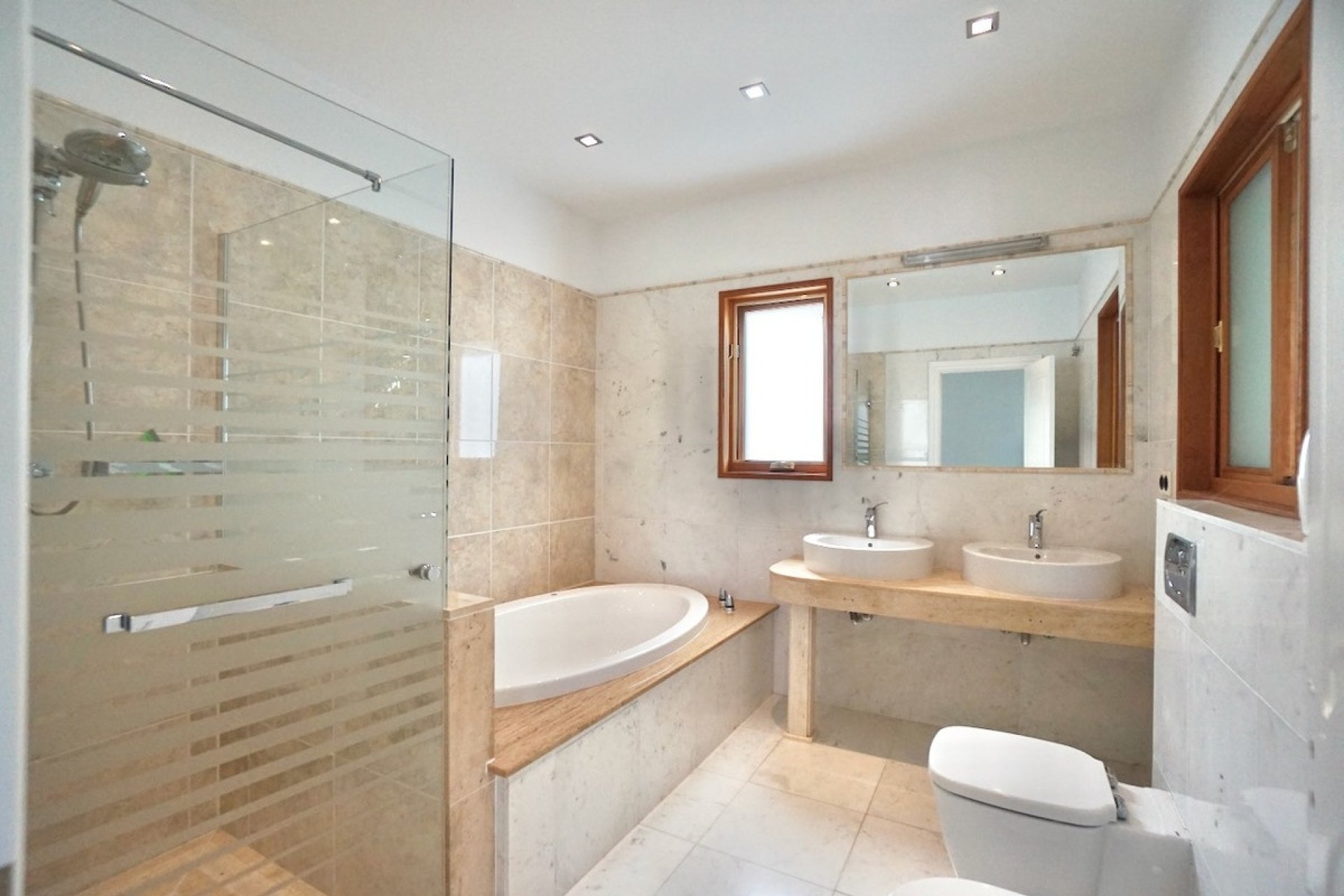 Resale - Villa - Benahavís - Benahavís Centro