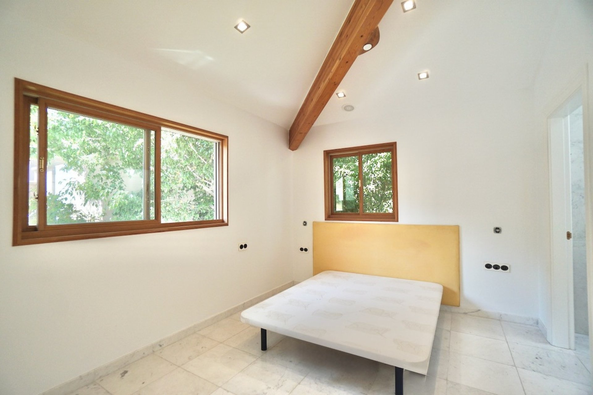 Resale - Villa - Benahavís - Benahavís Centro
