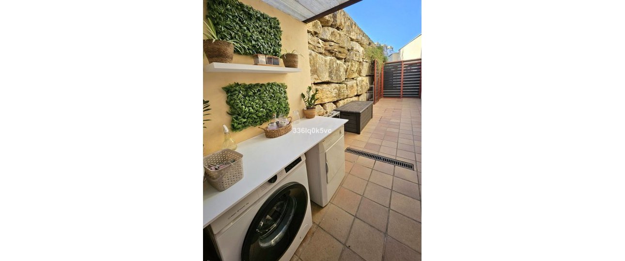 Resale - Villa - Benahavís - Benahavís Centro