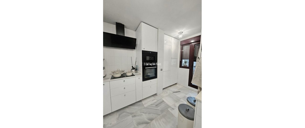 Resale - Villa - Benahavís - Benahavís Centro