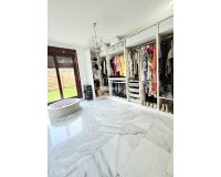 Resale - Villa - Benahavís - Benahavís Centro