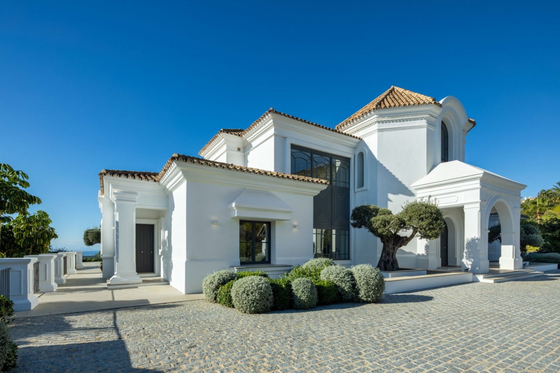 Resale - Villa - Benahavís - Benahavís Centro