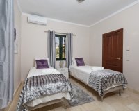 Resale - Villa - Benahavís - Benahavís Centro
