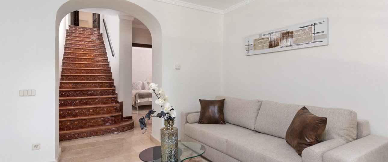 Resale - Villa - Benahavís - Benahavís Centro