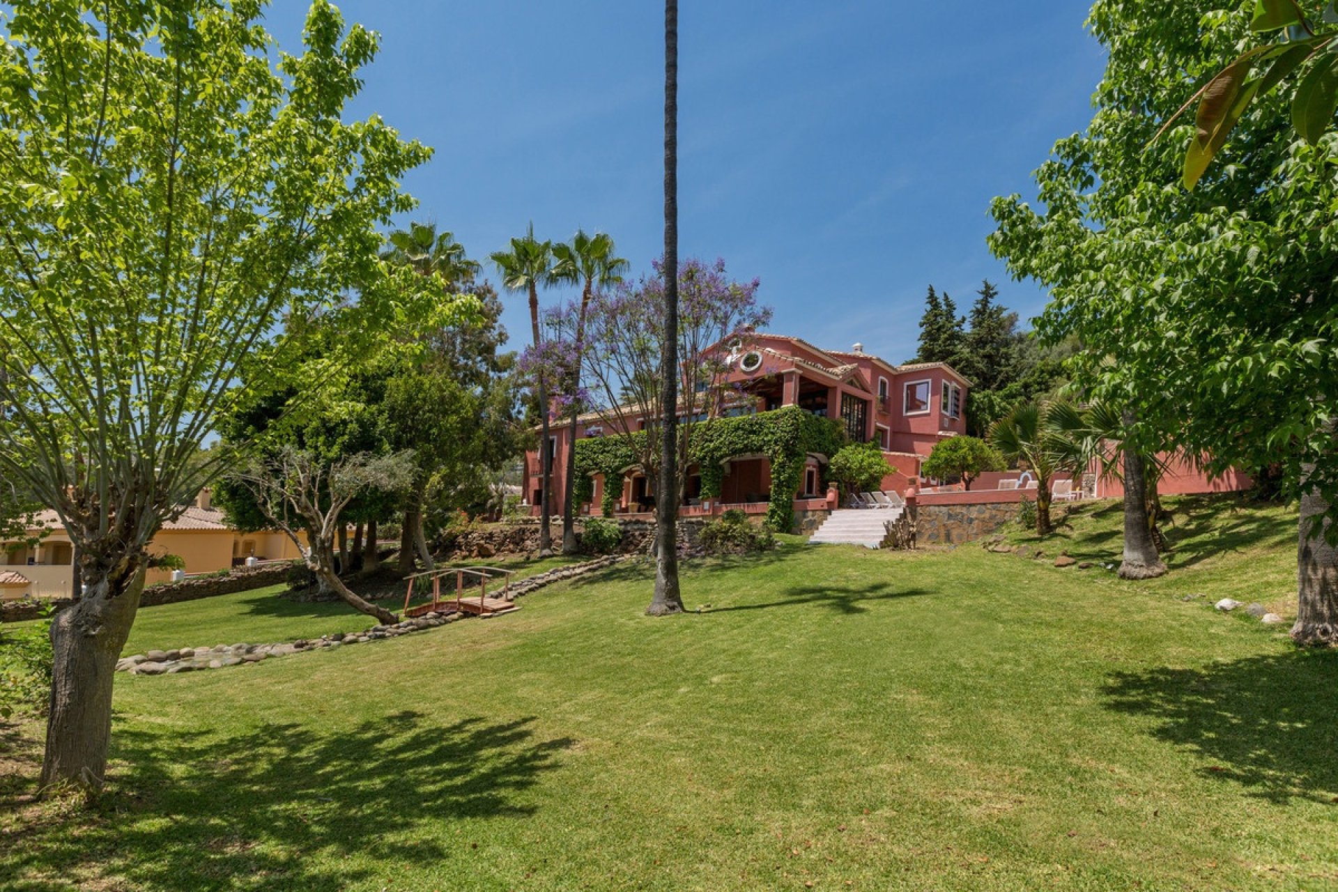 Resale - Villa - Benahavís - Benahavís Centro