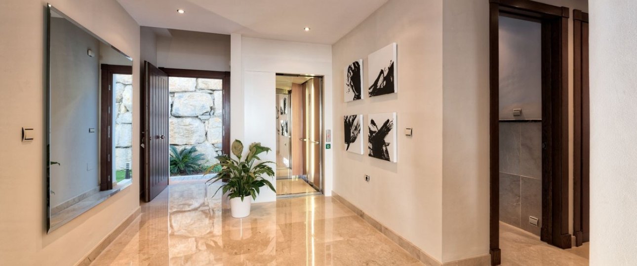 Resale - Villa - Benahavís - Benahavís Centro