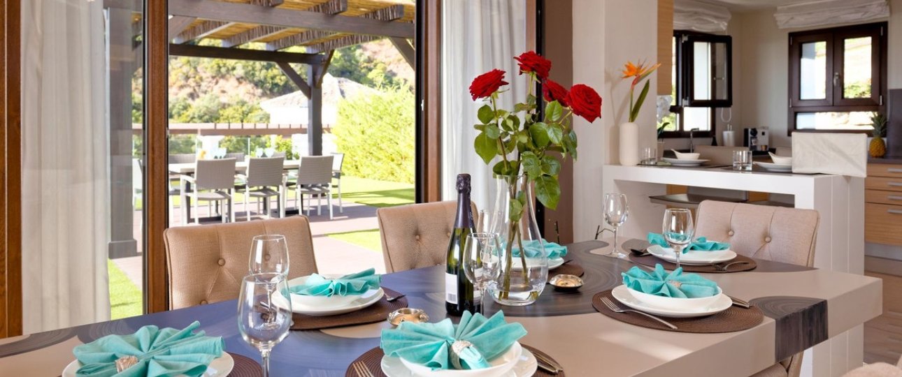 Resale - Villa - Benahavís - Benahavís Centro