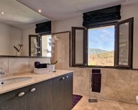 Resale - Villa - Benahavís - Benahavís Centro