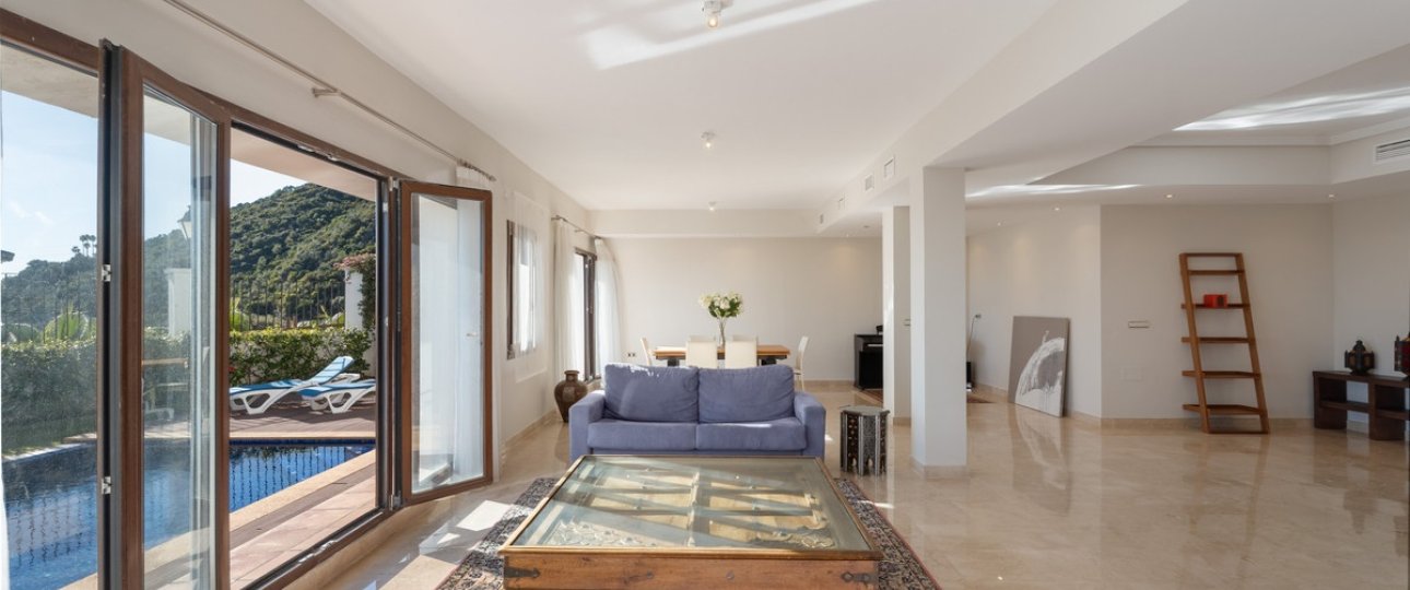 Resale - Villa - Benahavís - Benahavís Centro