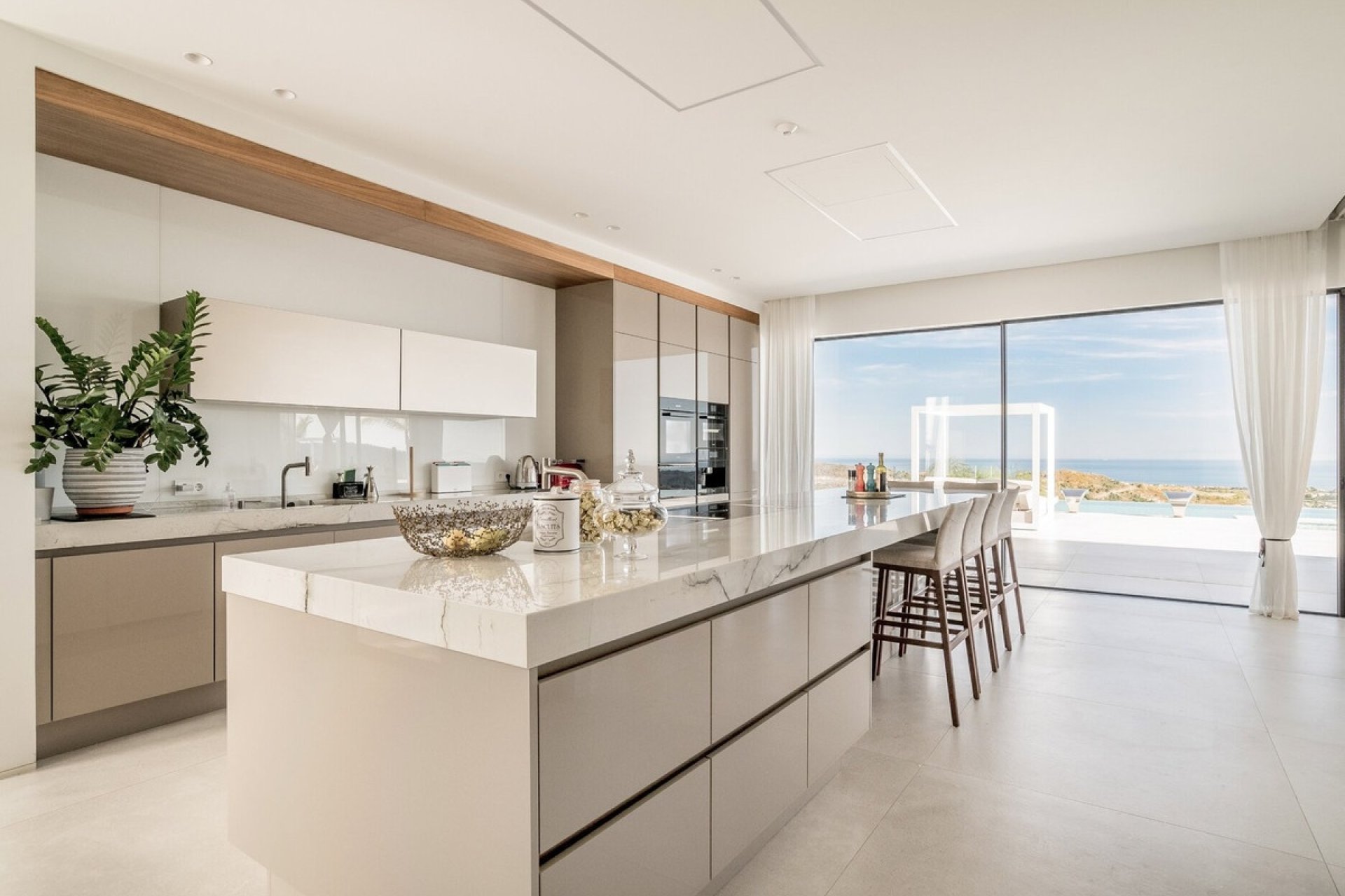 Resale - Villa - Benahavís - Benahavís Centro