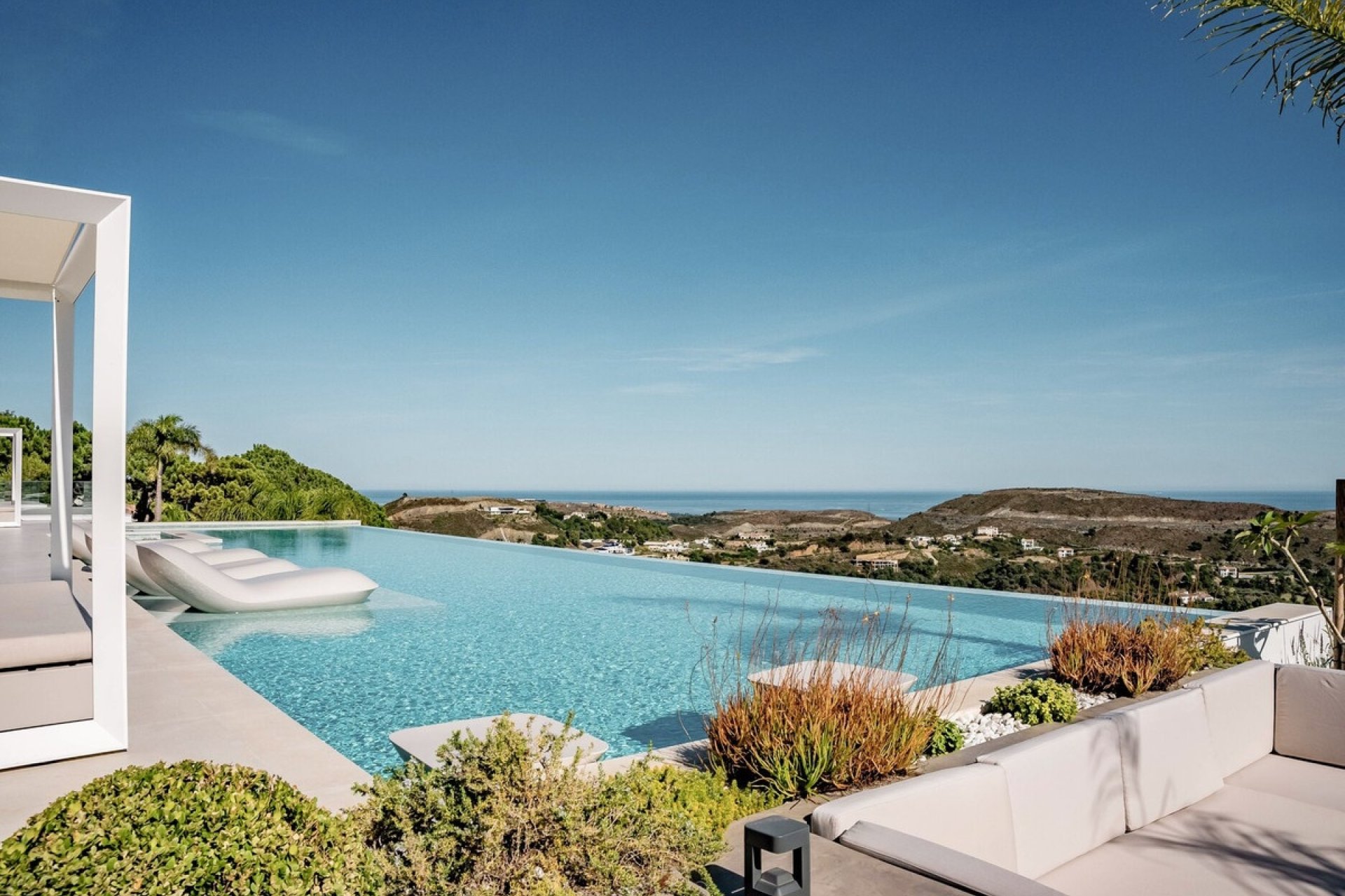 Resale - Villa - Benahavís - Benahavís Centro