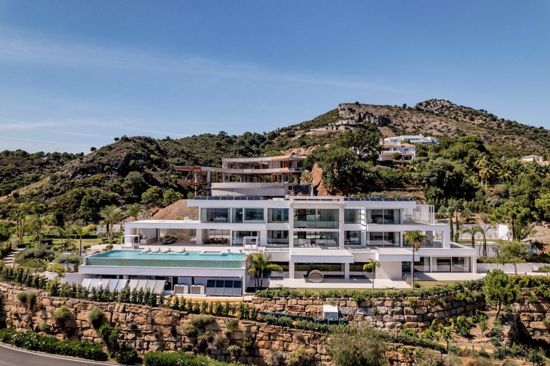 Resale - Villa - Benahavís - Benahavís Centro