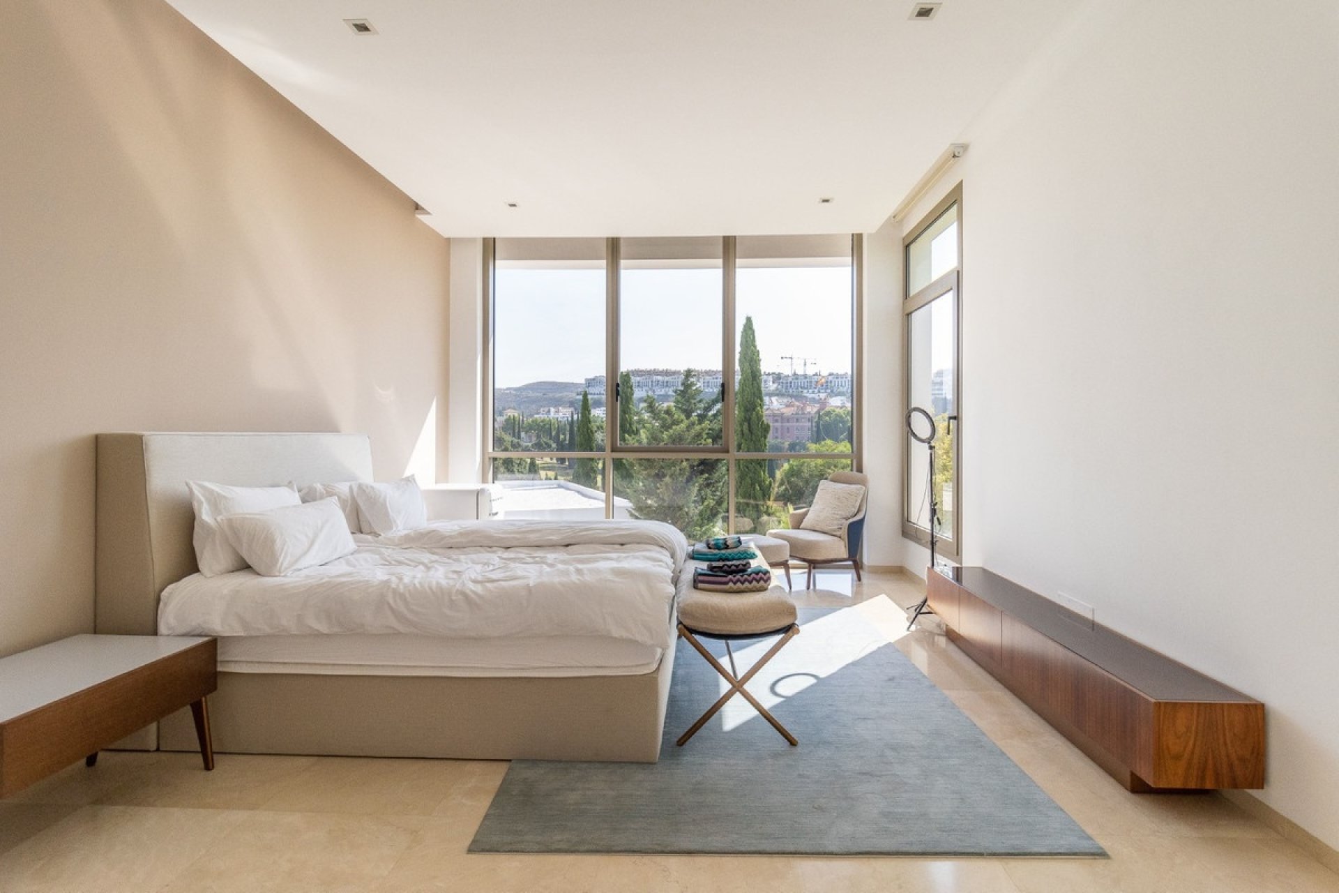 Resale - Villa - Benahavís - Benahavís Centro