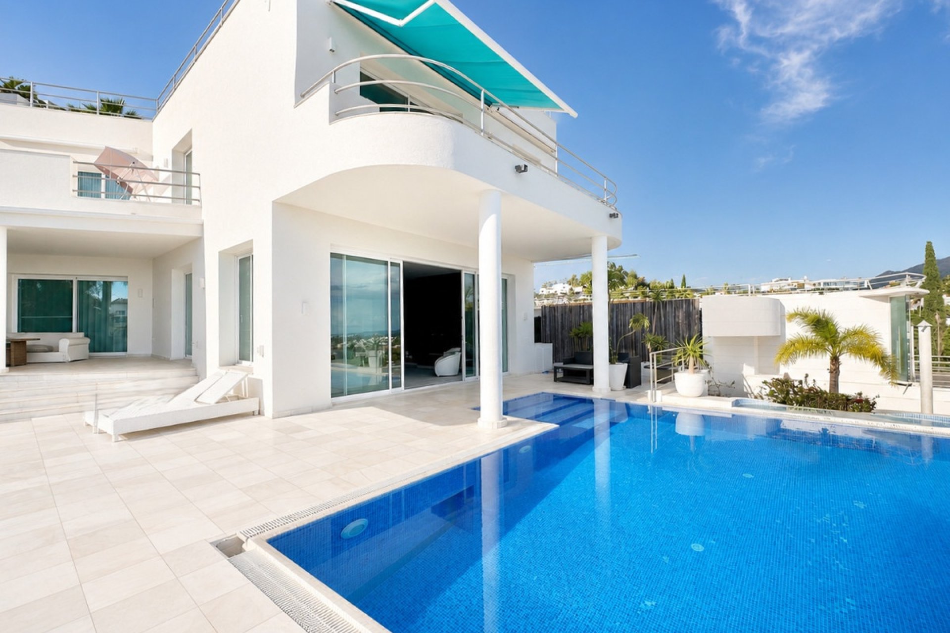 Resale - Villa - Benahavís - Benahavís Centro