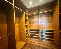 Resale - Villa - Benahavís - Benahavís Centro