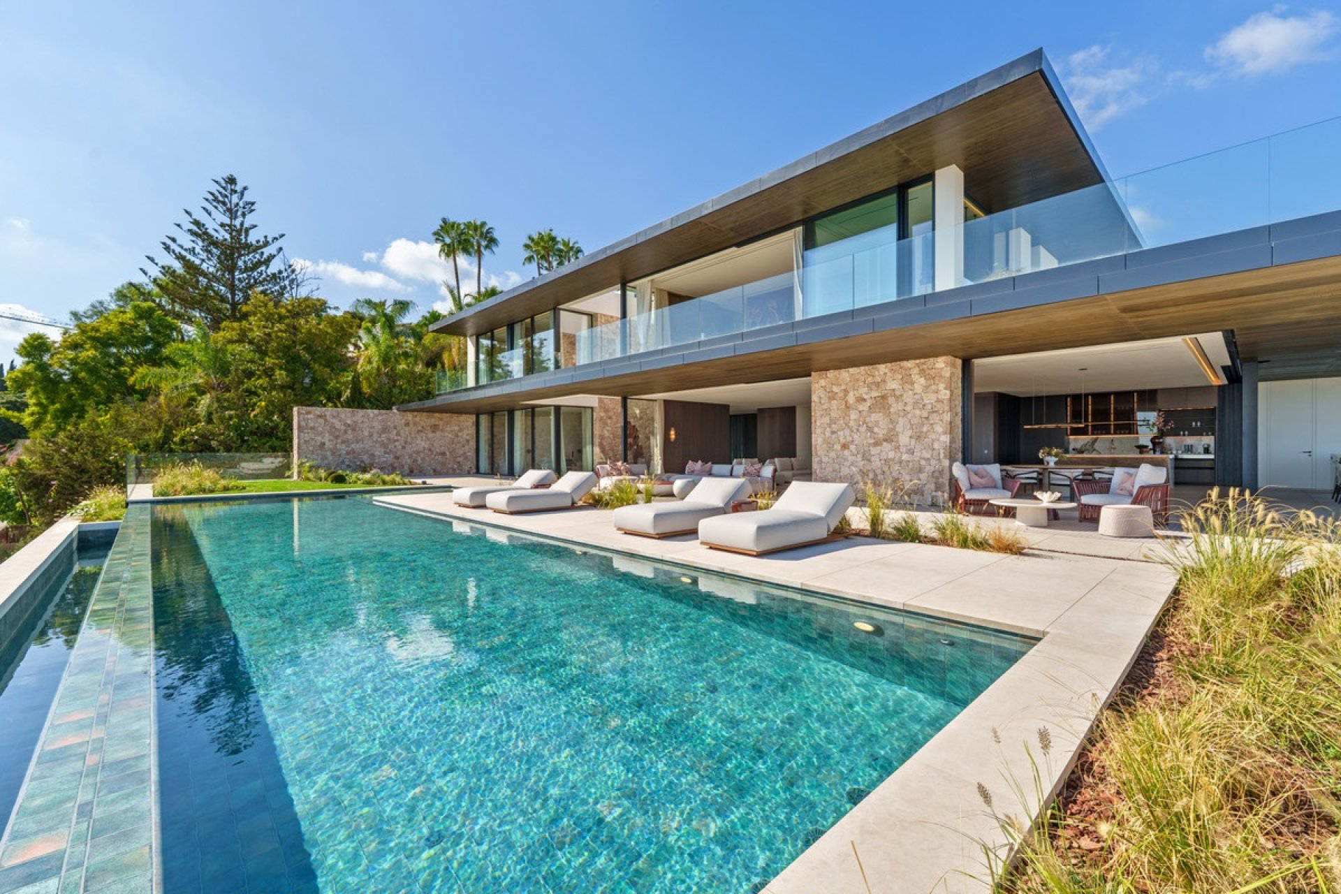 Resale - Villa - Benahavís - Benahavís Centro
