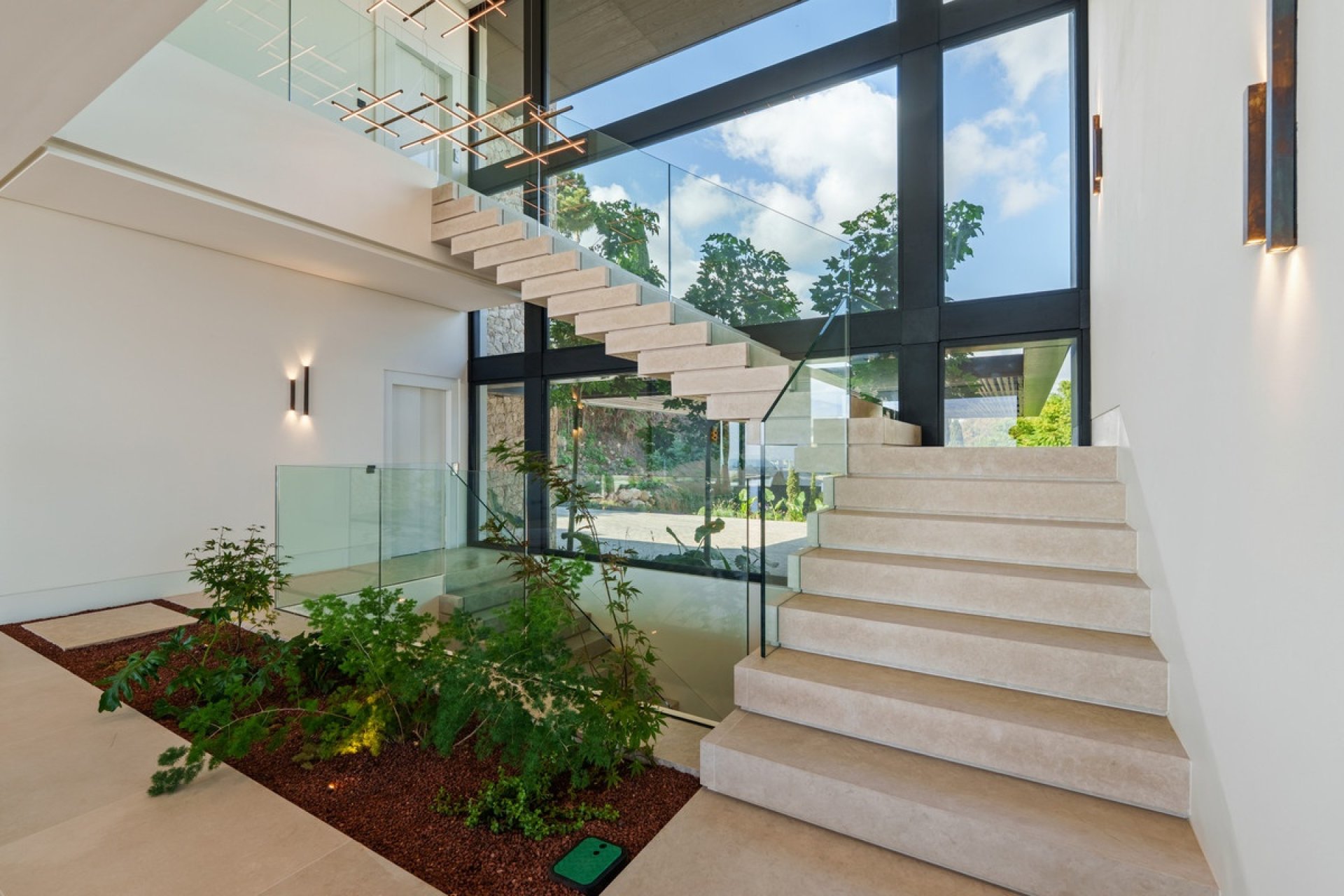 Resale - Villa - Benahavís - Benahavís Centro