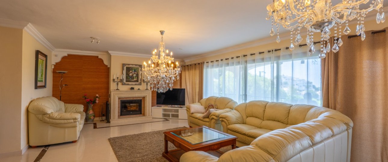 Resale - Villa - Benahavís - Benahavís Centro