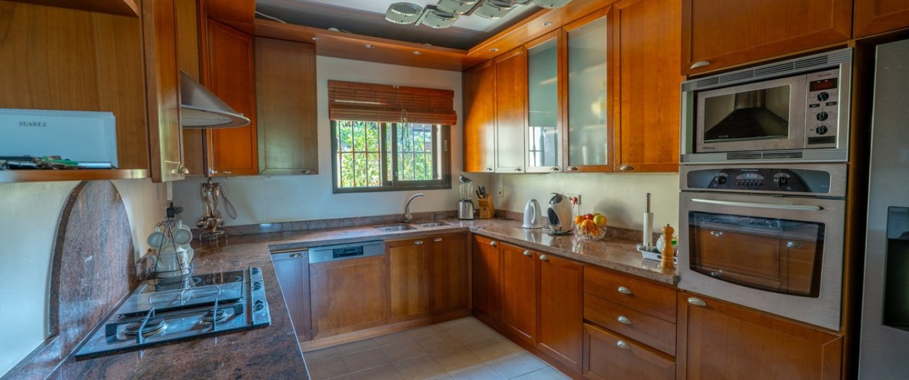 Resale - Villa - Benahavís - Benahavís Centro