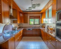 Resale - Villa - Benahavís - Benahavís Centro