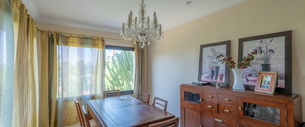 Resale - Villa - Benahavís - Benahavís Centro