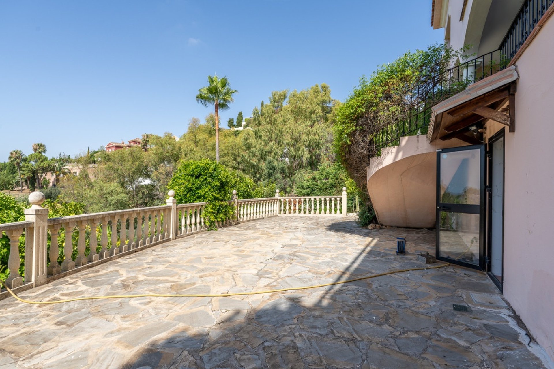 Resale - Villa - Benahavís - Benahavís Centro