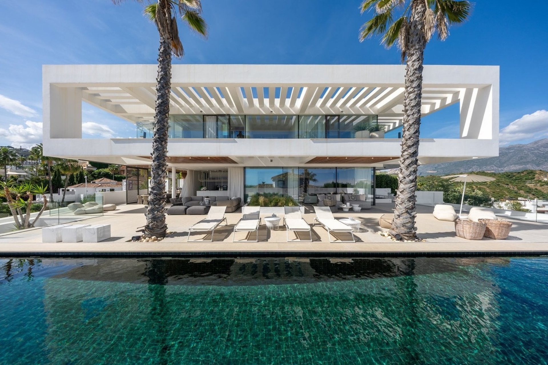 Resale - Villa - Benahavís - Benahavís Centro