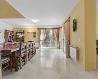 Resale - Villa - Benahavís - Benahavís Centro