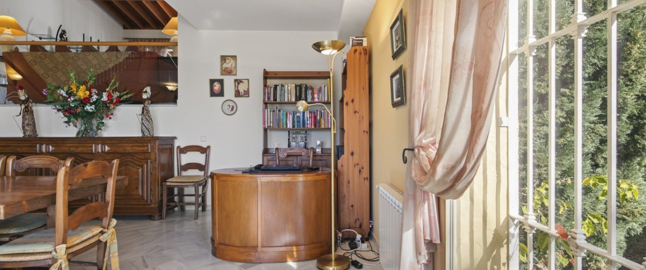 Resale - Villa - Benahavís - Benahavís Centro