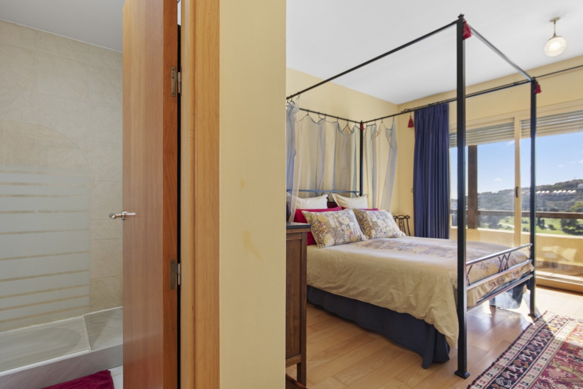 Resale - Villa - Benahavís - Benahavís Centro