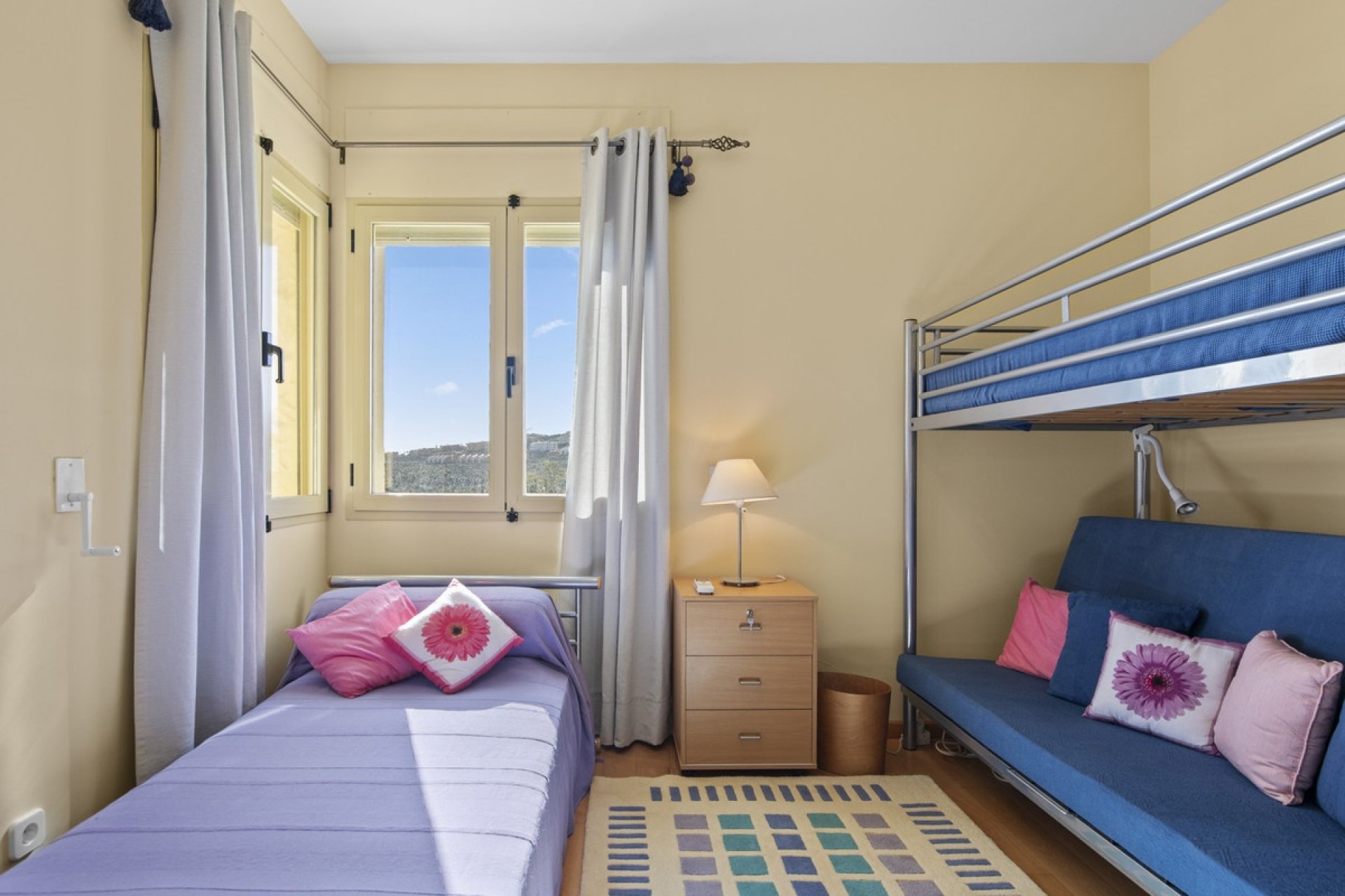Resale - Villa - Benahavís - Benahavís Centro