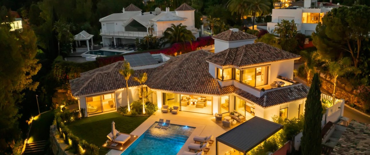 Resale - Villa - Benahavís - Benahavís Centro