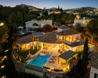 Resale - Villa - Benahavís - Benahavís Centro