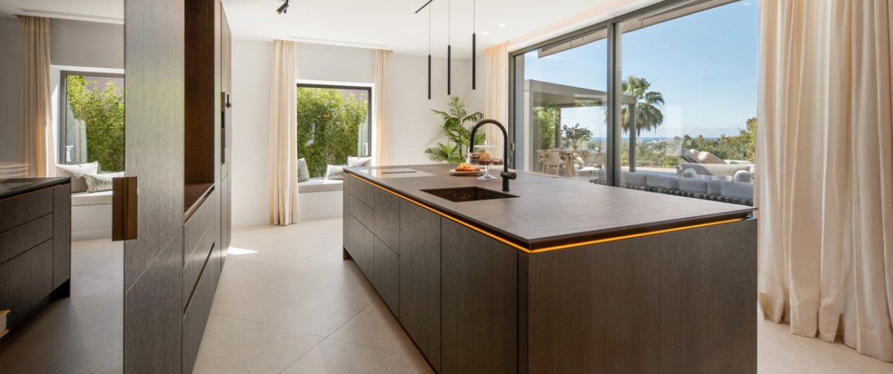 Resale - Villa - Benahavís - Benahavís Centro