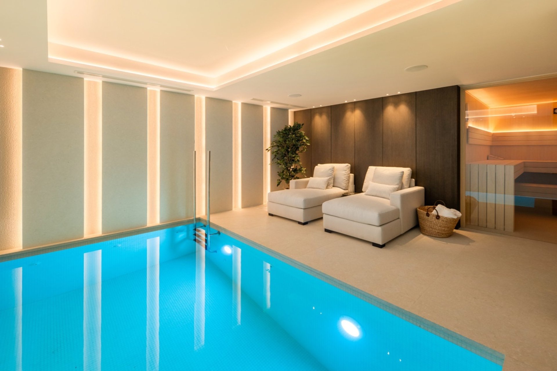 Resale - Villa - Benahavís - Benahavís Centro
