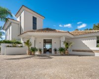 Resale - Villa - Benahavís - Benahavís Centro
