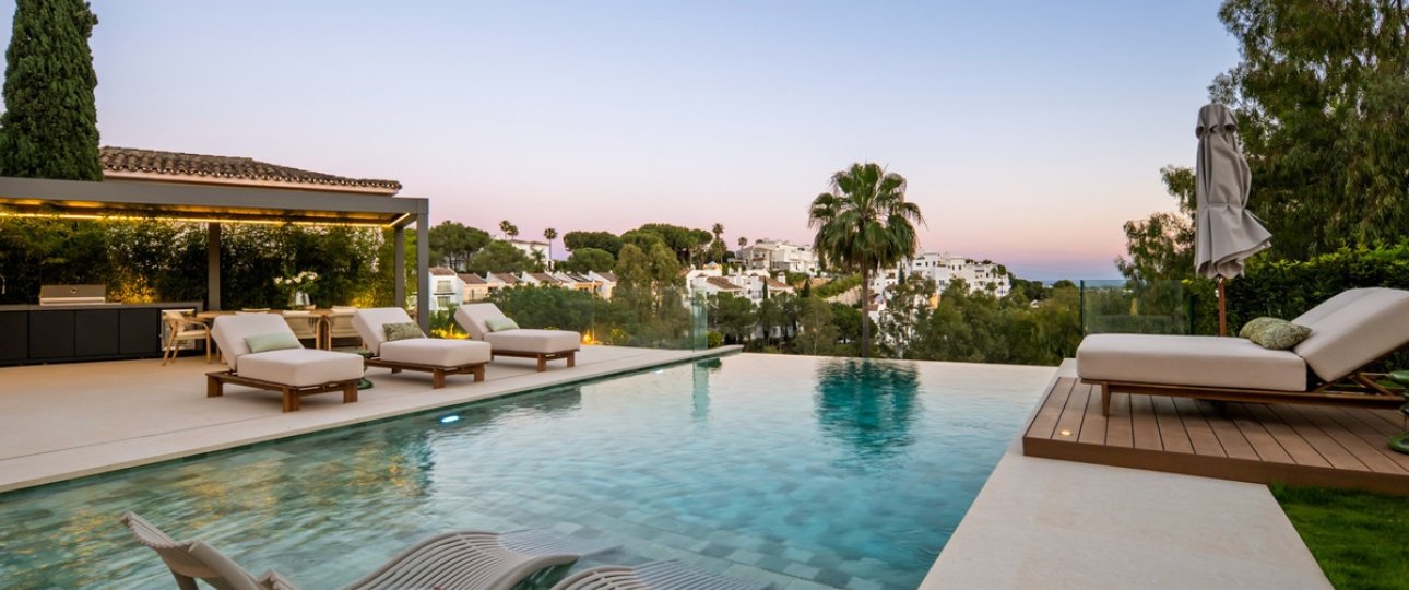 Resale - Villa - Benahavís - Benahavís Centro
