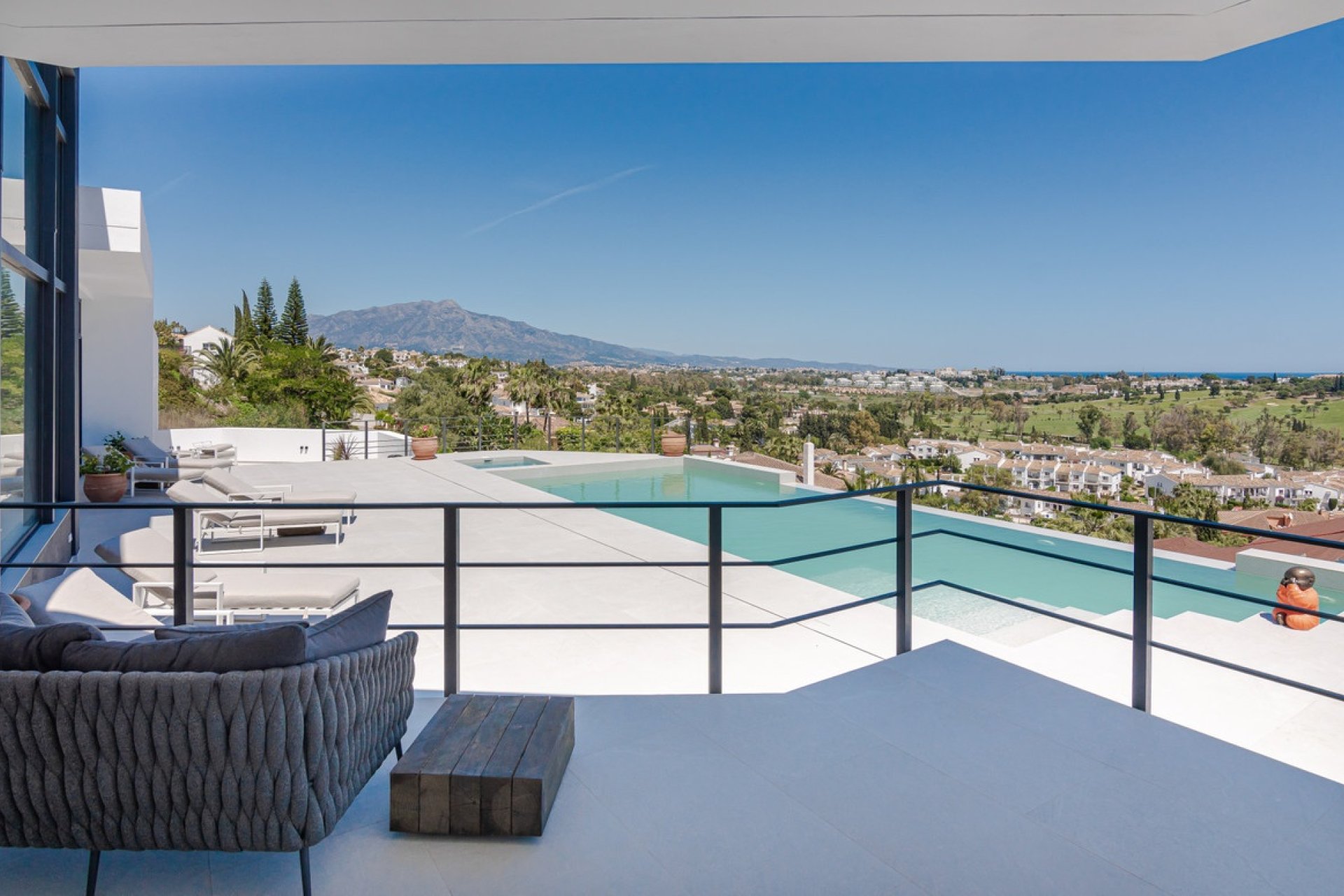 Resale - Villa - Benahavís - Benahavís Centro