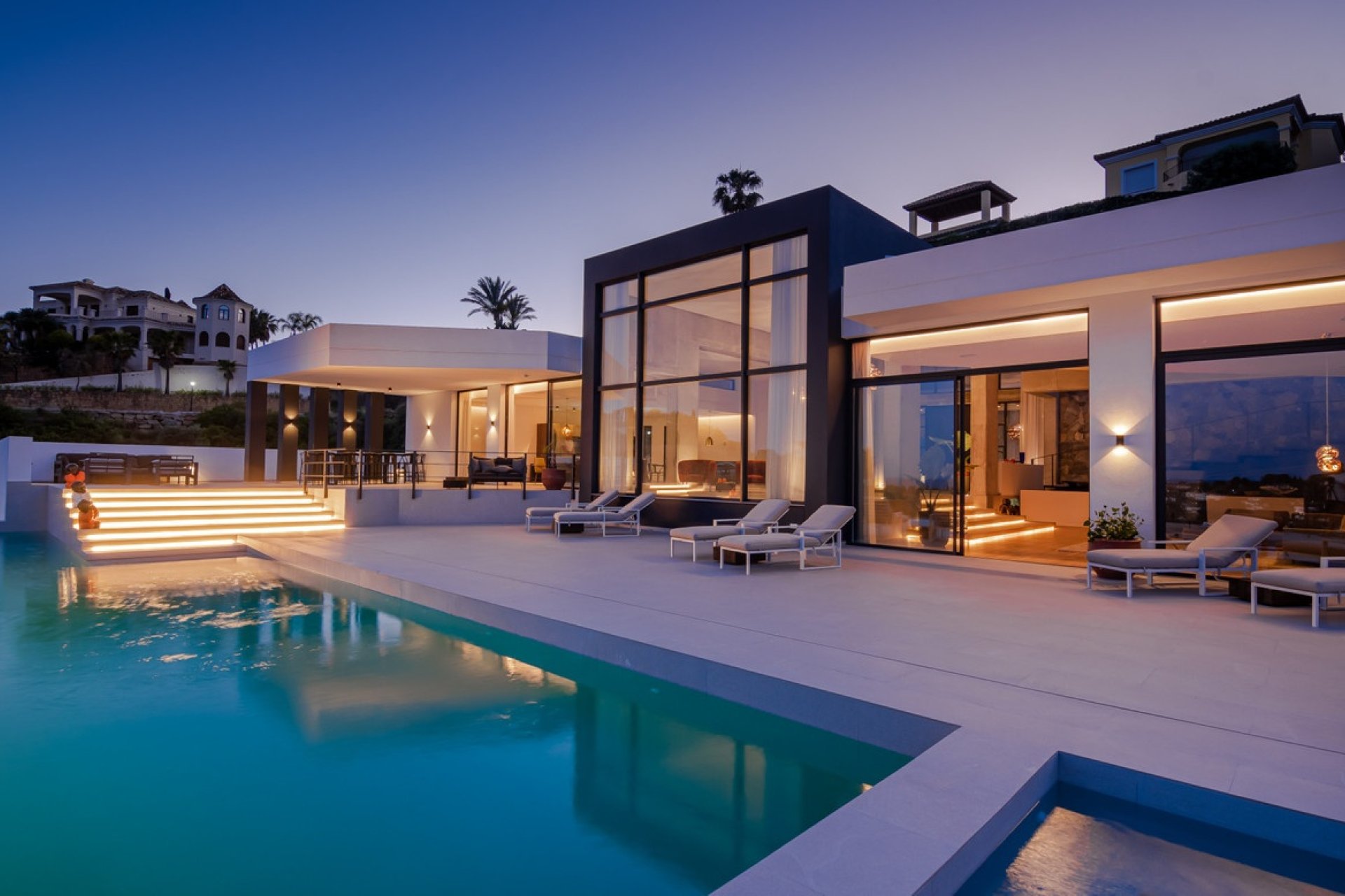Resale - Villa - Benahavís - Benahavís Centro