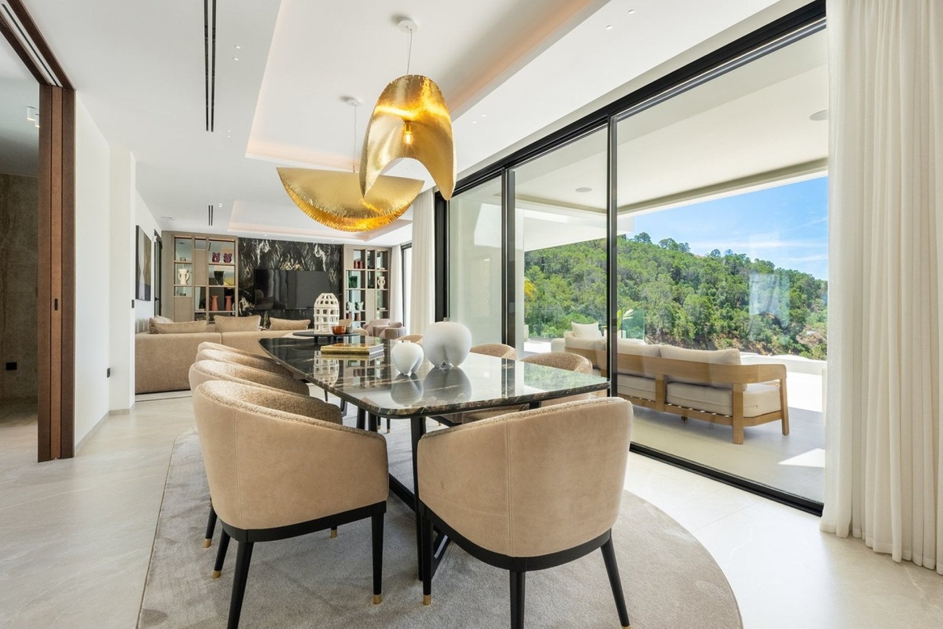 Resale - Villa - Benahavís - Benahavís Centro