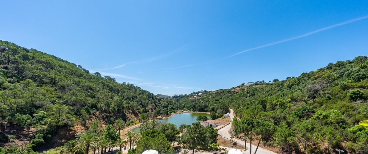 Resale - Villa - Benahavís - Benahavís Centro