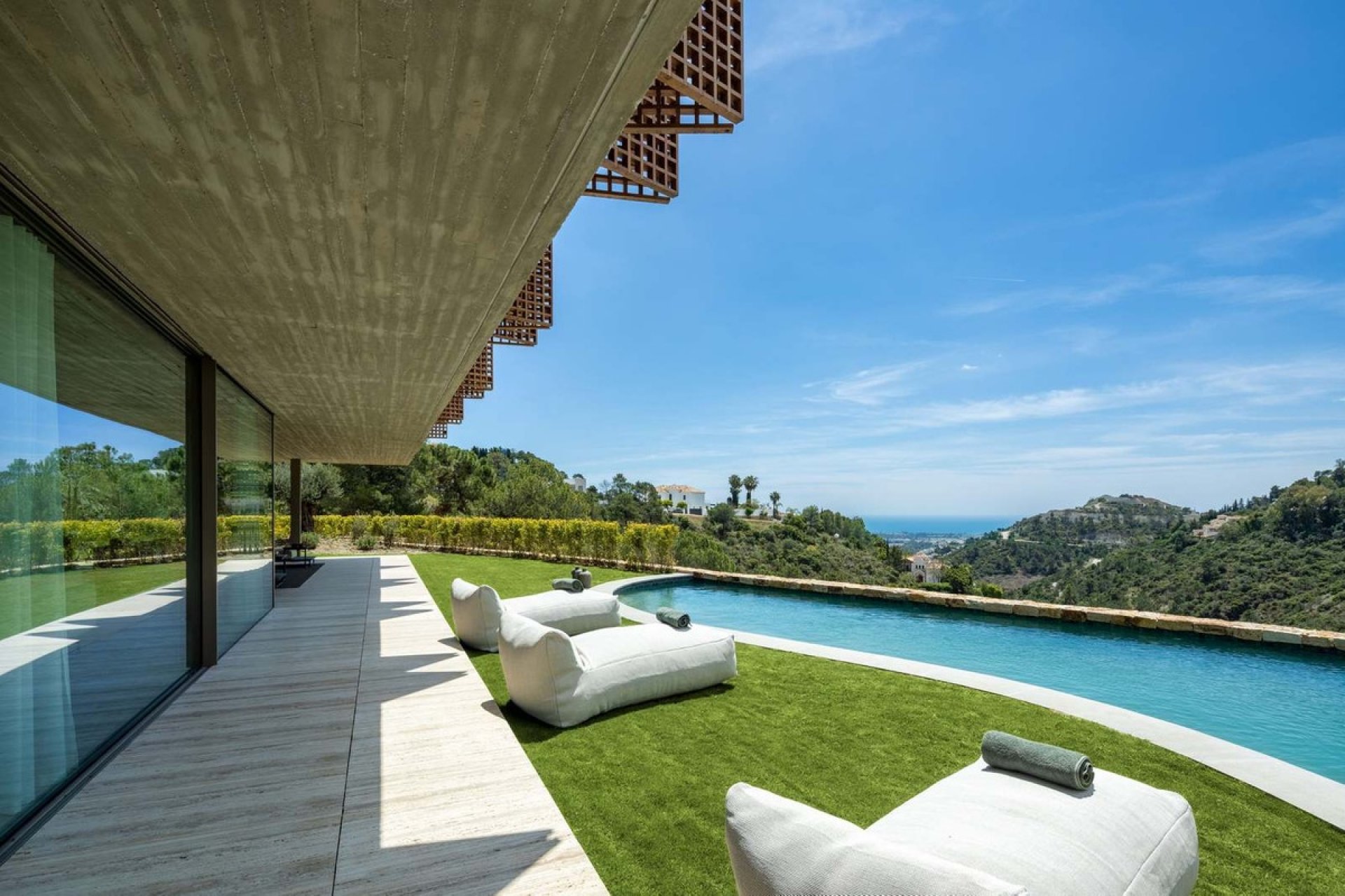 Resale - Villa - Benahavís - Benahavís Centro