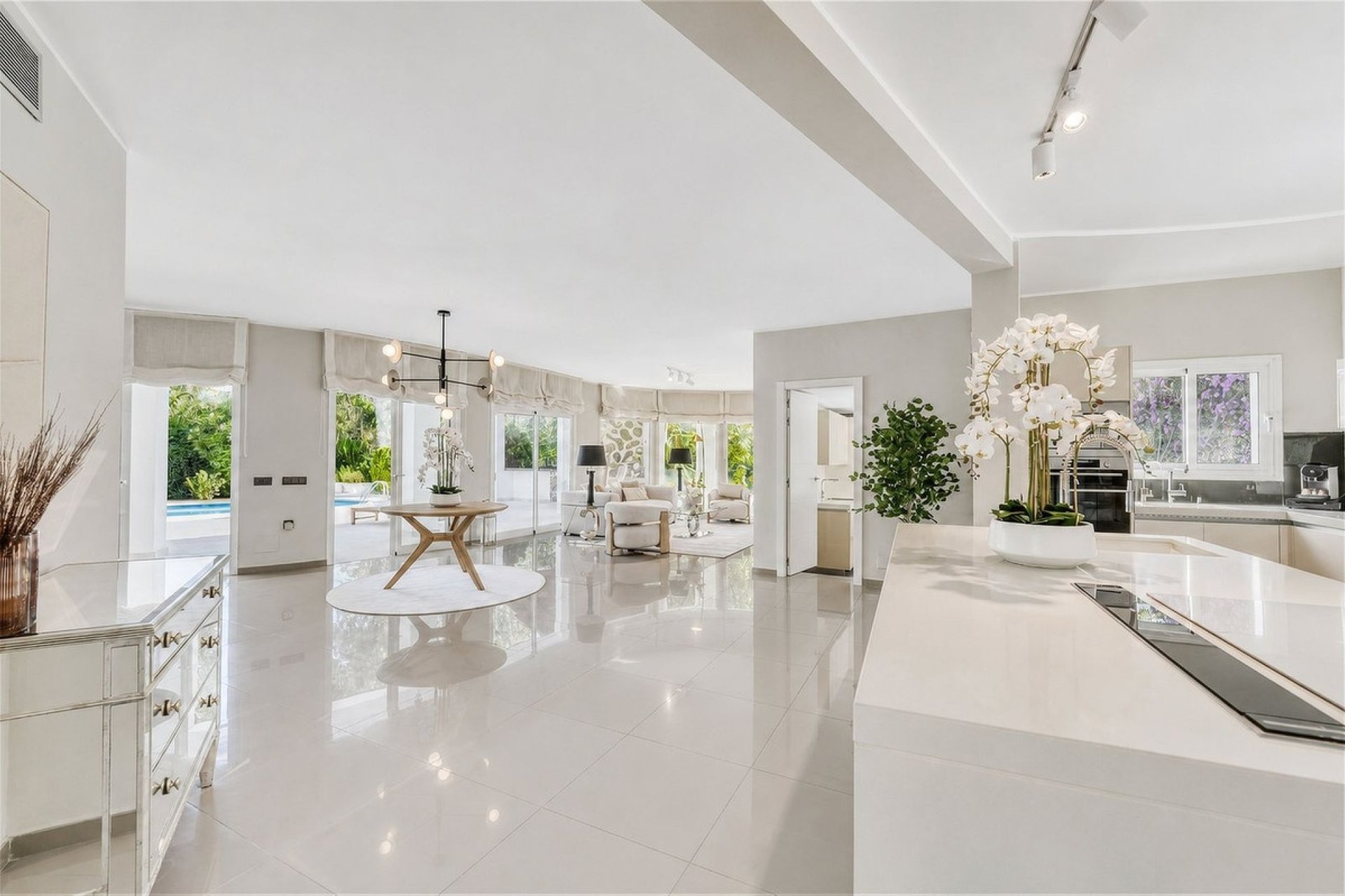 Resale - Villa - Benahavís - Benahavís Centro