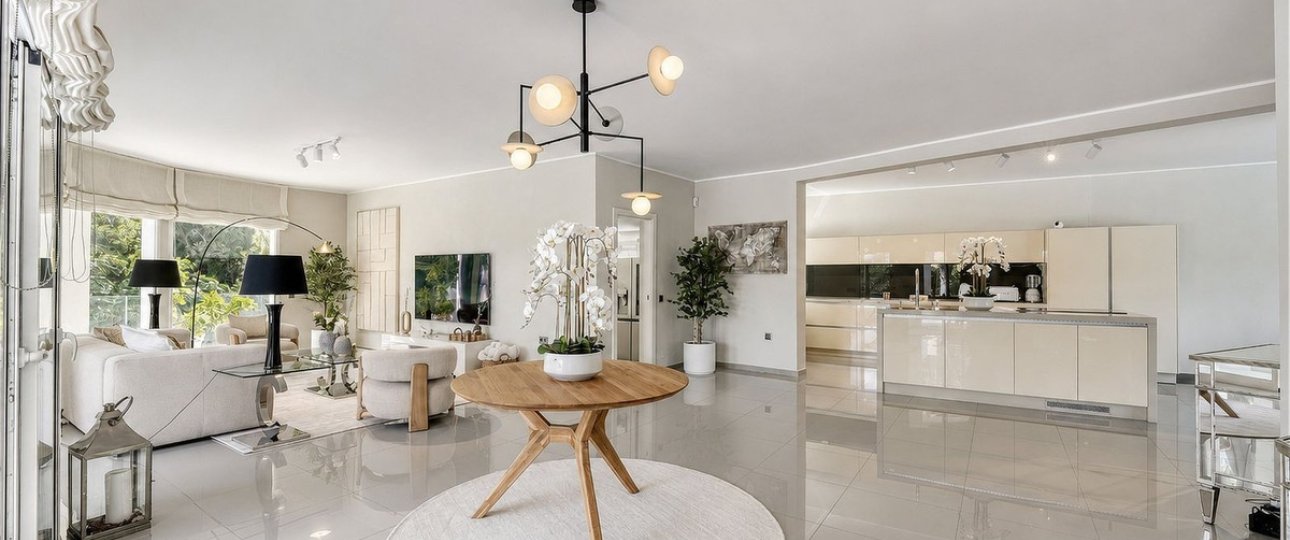 Resale - Villa - Benahavís - Benahavís Centro