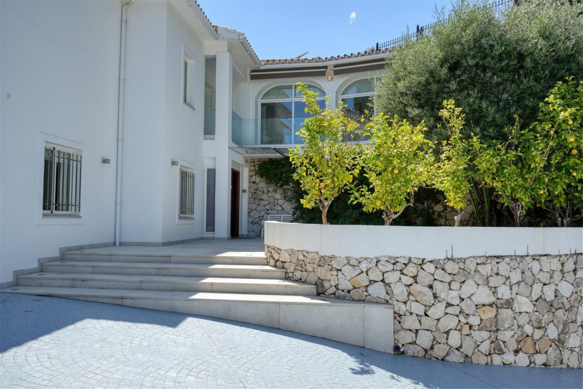 Resale - Villa - Benahavís - Benahavís Centro