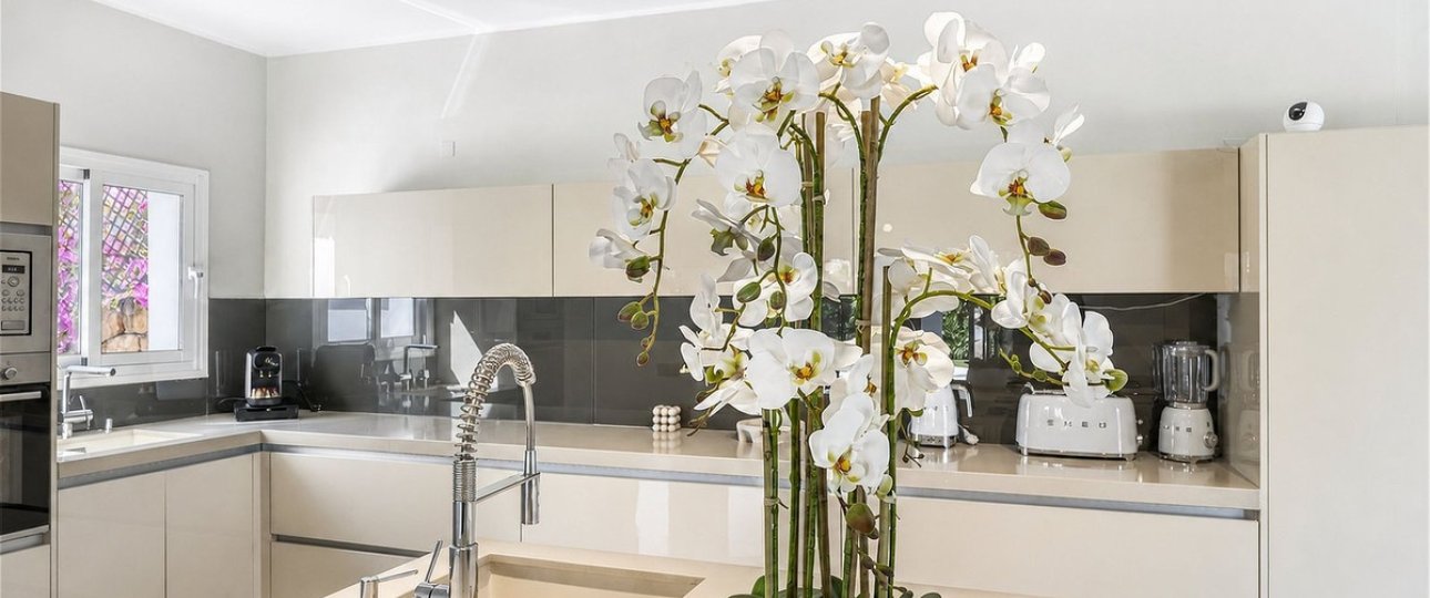 Resale - Villa - Benahavís - Benahavís Centro