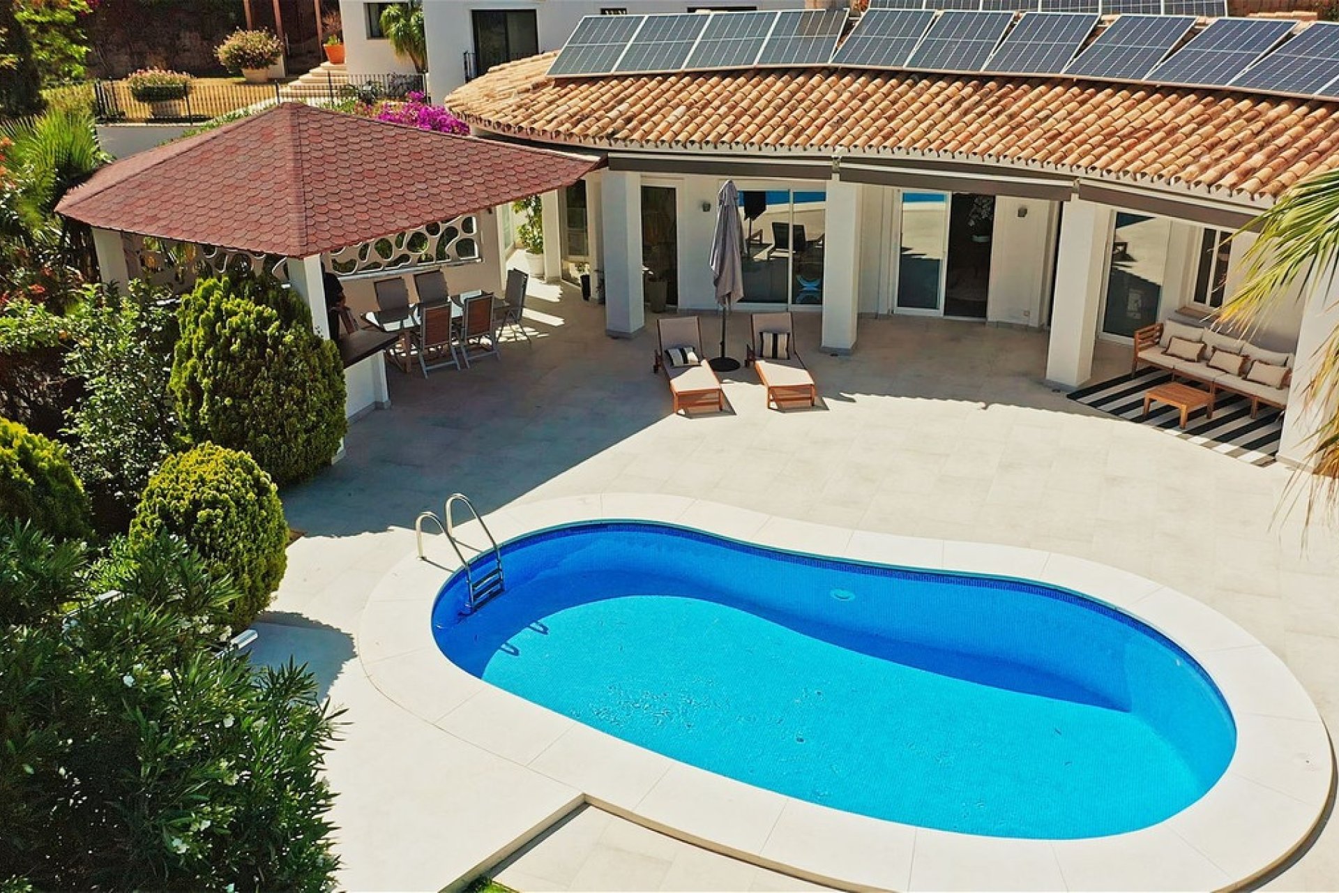 Resale - Villa - Benahavís - Benahavís Centro