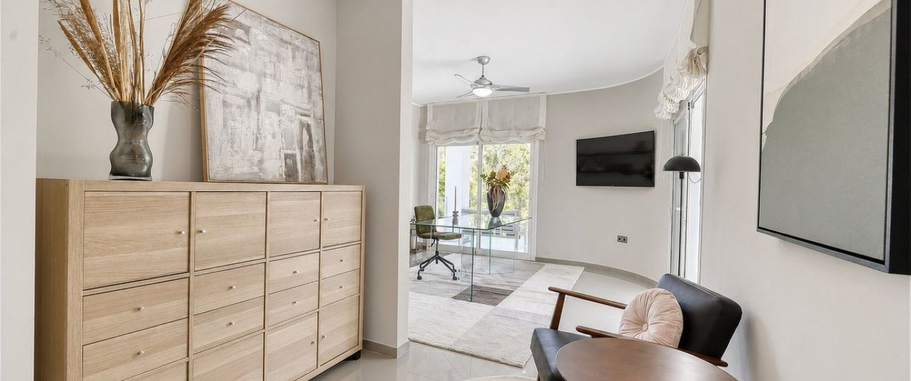 Resale - Villa - Benahavís - Benahavís Centro